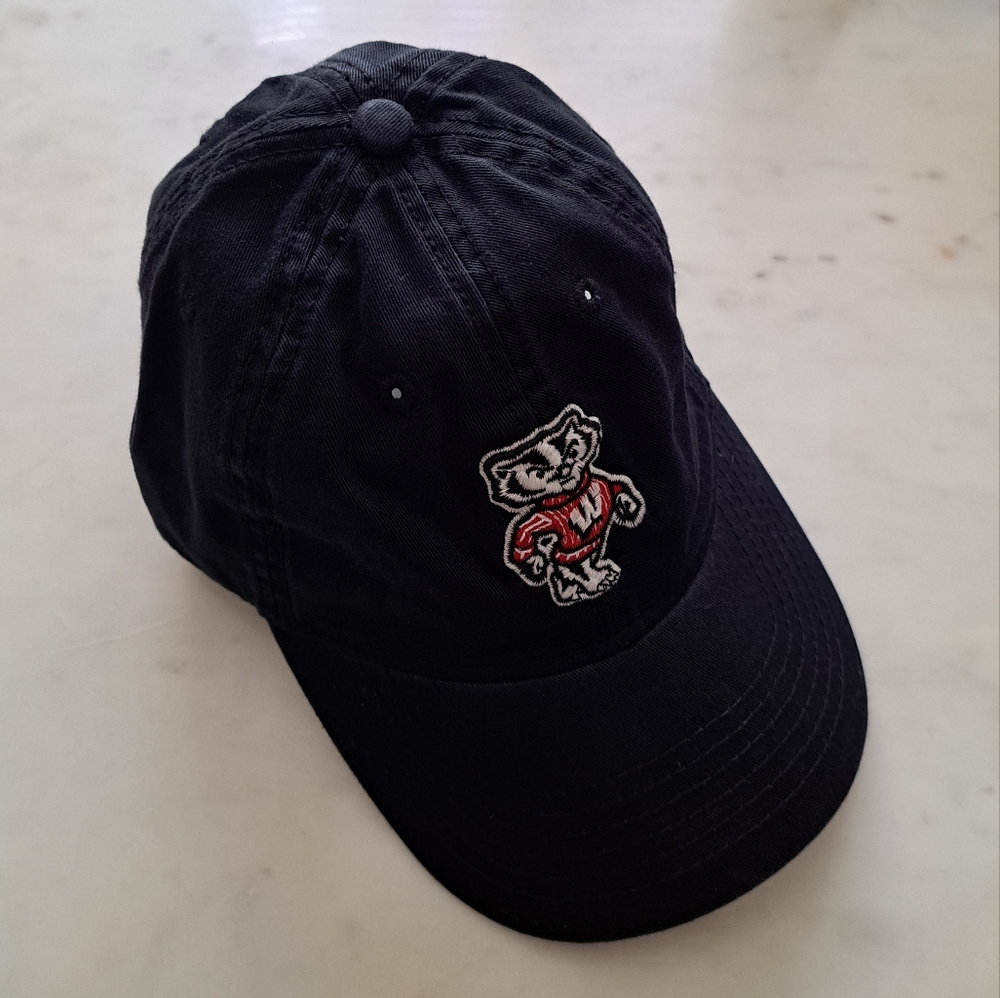 University of Wisconsin Badgers Bucky Baseball Cap